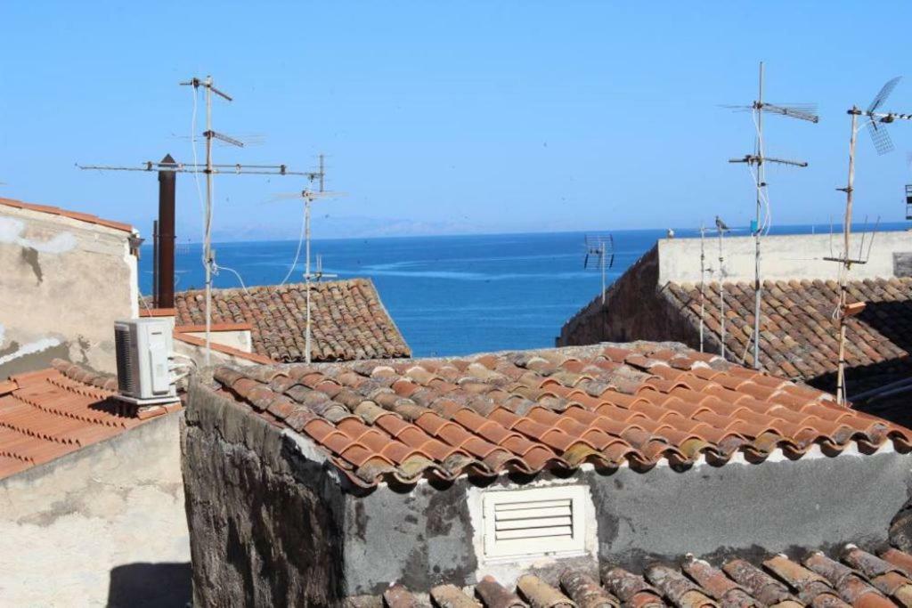 チェファルCasa Soraya, Dimora Tipica A 2 Passi Dal Duomo.アパートメント エクステリア 写真